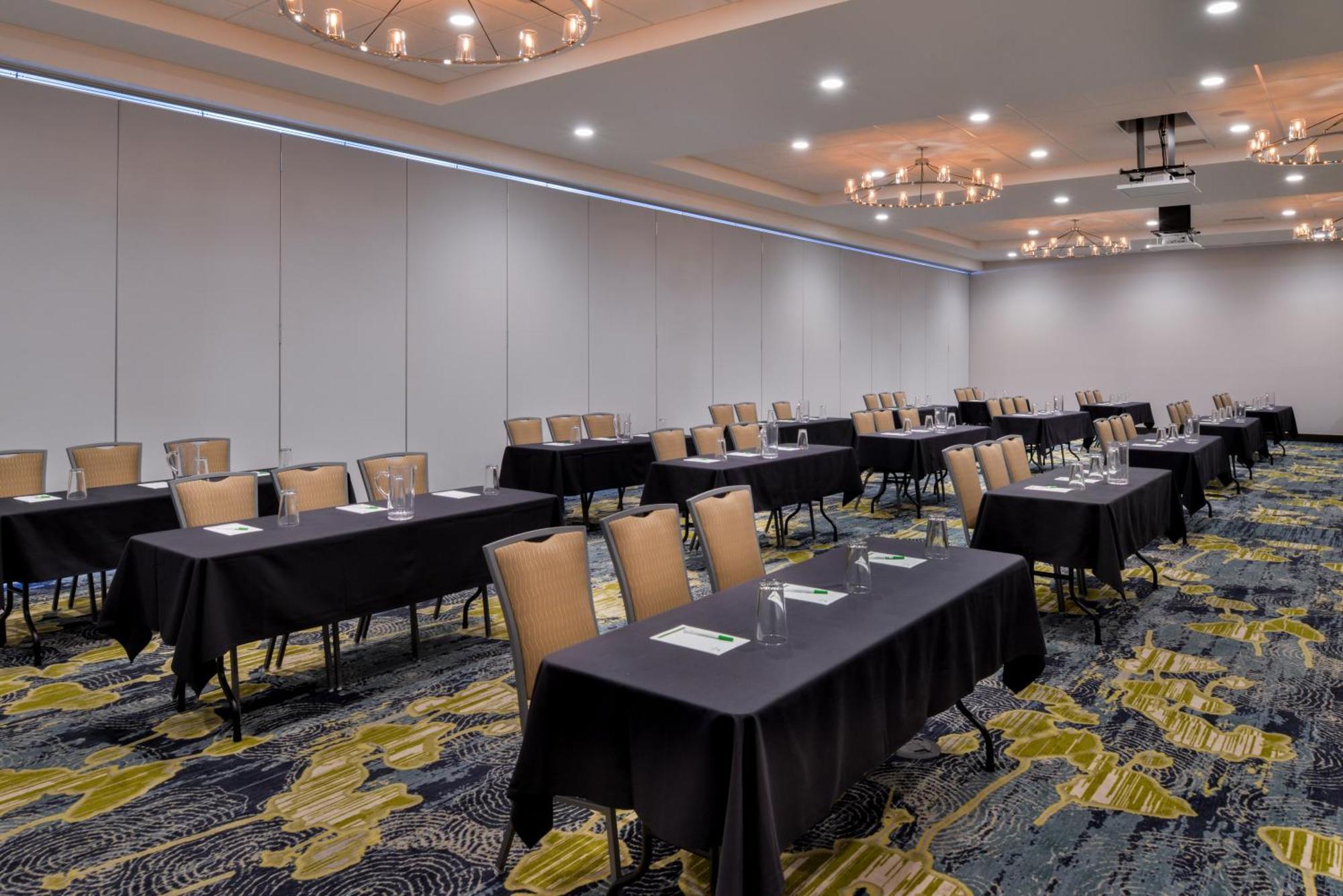 Holiday Inn Detroit Northwest - Livonia By Ihg Extérieur photo