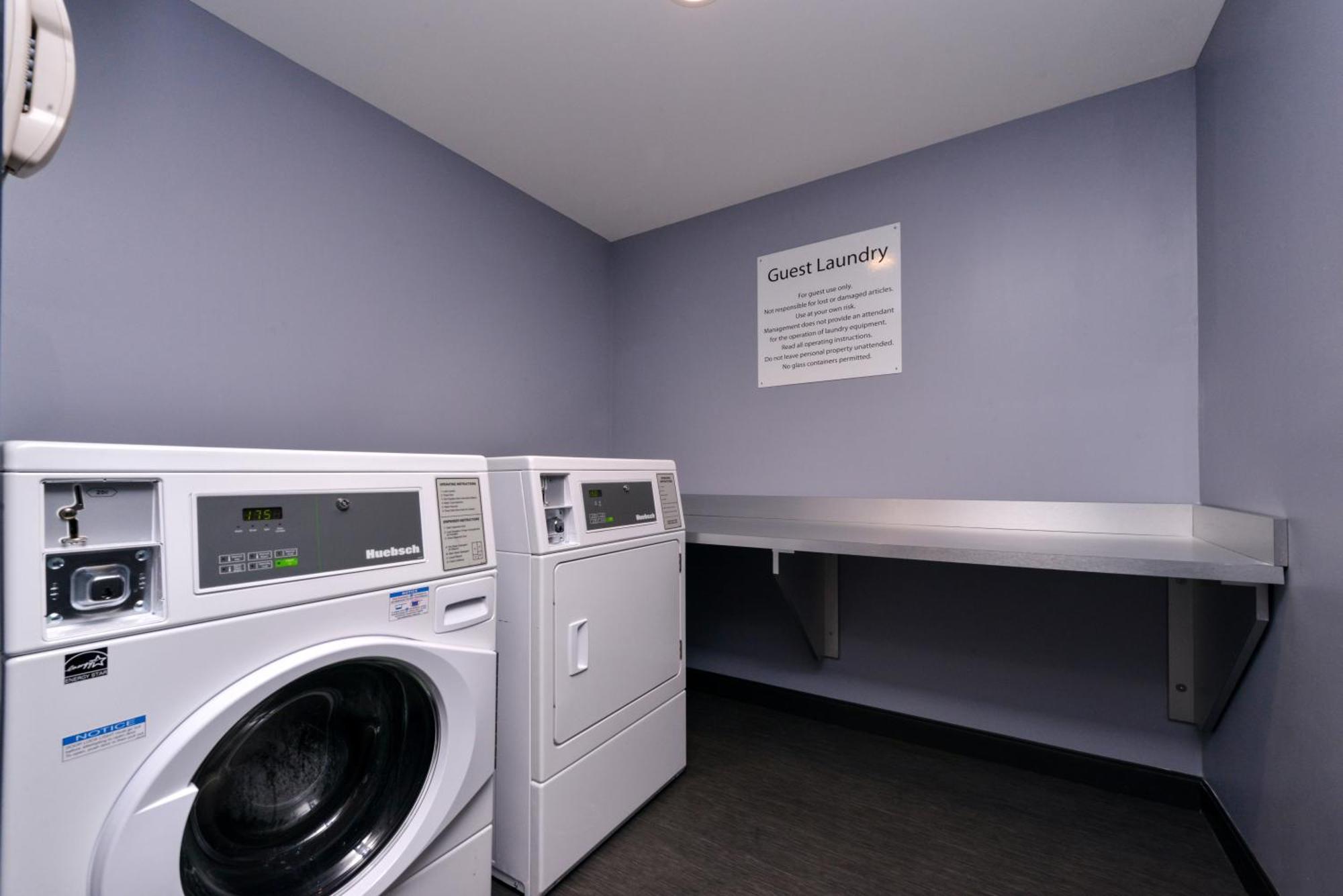 Holiday Inn Detroit Northwest - Livonia By Ihg Extérieur photo