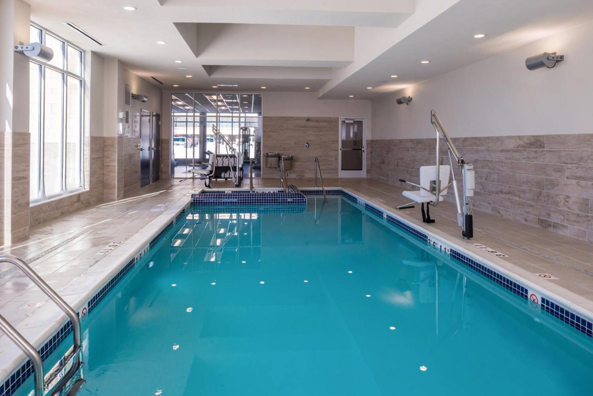 Holiday Inn Detroit Northwest - Livonia By Ihg Extérieur photo