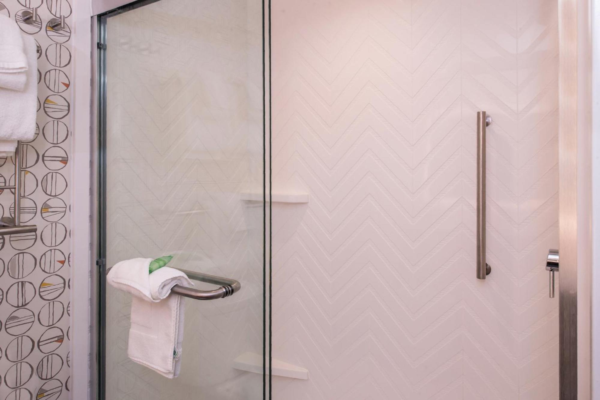 Holiday Inn Detroit Northwest - Livonia By Ihg Extérieur photo